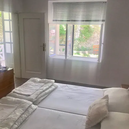Hospitality Κρούγια