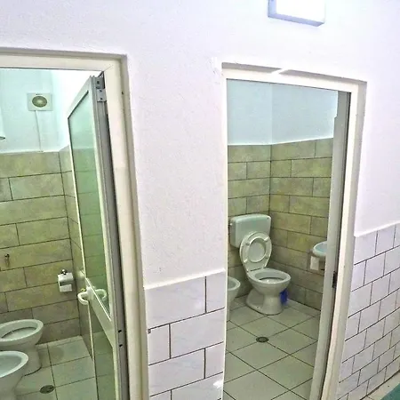 Hospitality 旅馆 Krujë